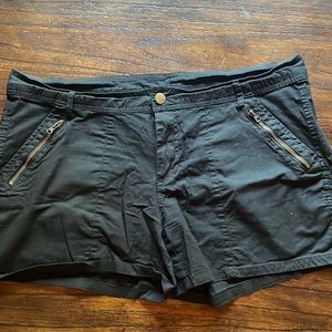 Faded Glory size 18 black cotton shorts